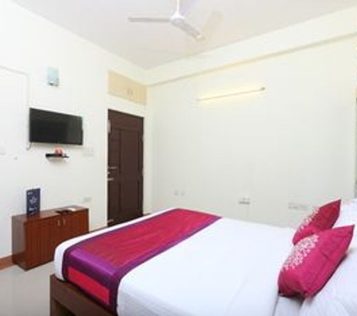 OYO 10545 Sorgam Serviced Apartments