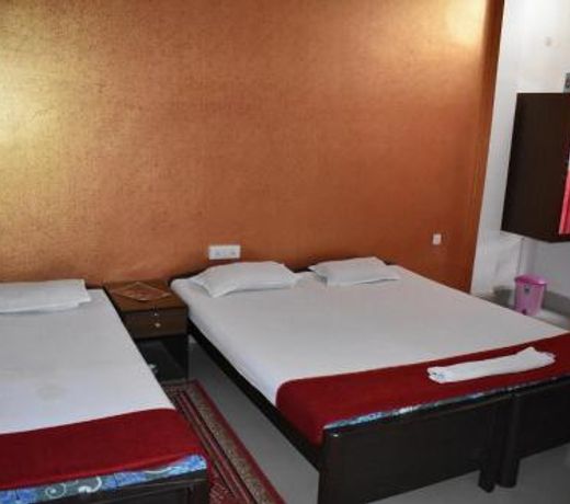 Indira Lodge