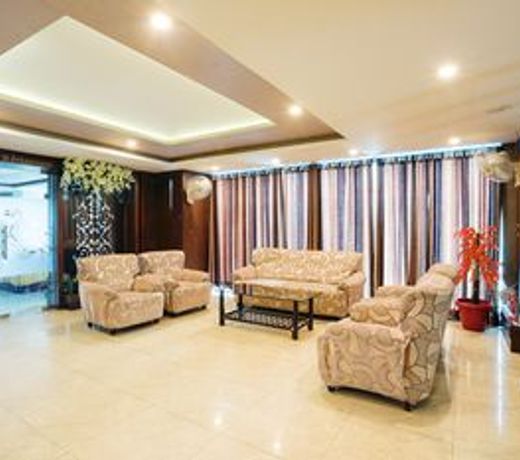 Townhouse 704 Hotel Divya Palace