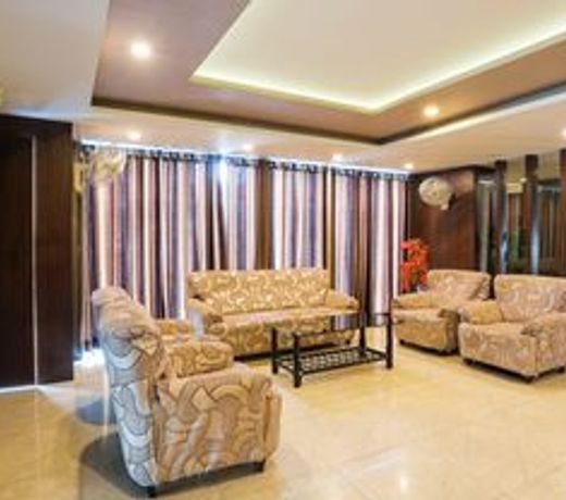 Townhouse 704 Hotel Divya Palace
