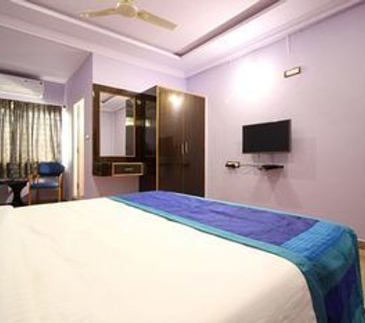 OYO 7096 Elite INN