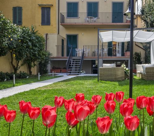 Palazzo Cini Luxury Rooms in Pisa