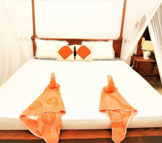 Surf Orchid Villa