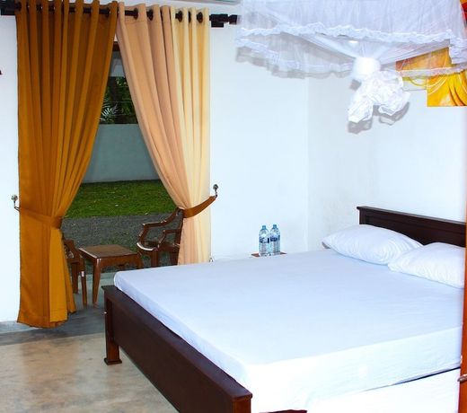 Villa Palm Breeze