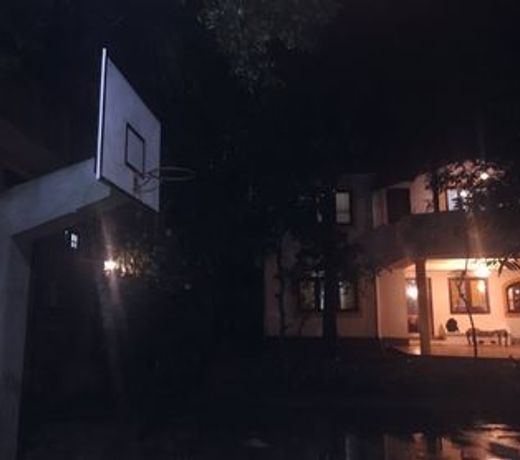 Backpacker Villas