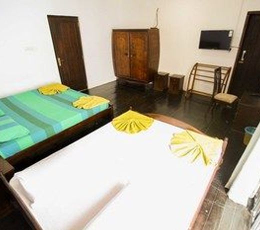 Yoho Solid Hotel Borella