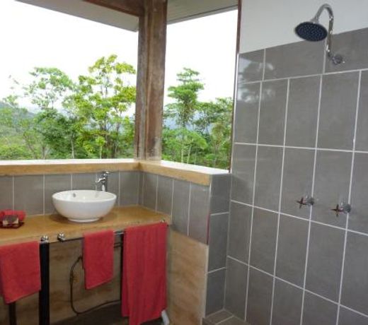 Wompoo Eco Retreat