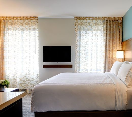 Staybridge Suites Seattle - South Lake Union, an IHG Hotel