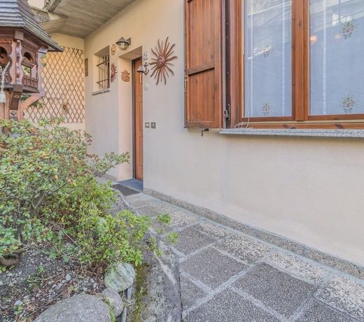Patrizia's House Varenna