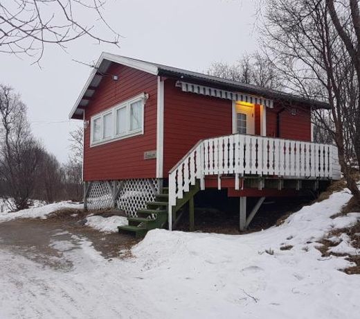 Camp Saltstraumen-Elvegård