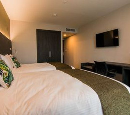 Innfiniti Hotel & Suites