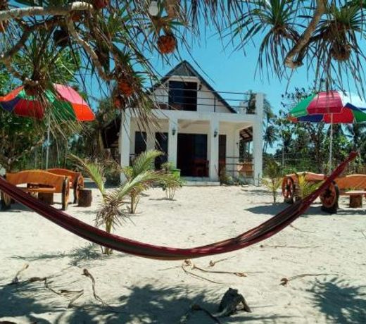 Traditional Filipino Villa In PATAR - Beachfront