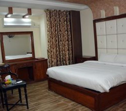 Hotel Redison Blue Area