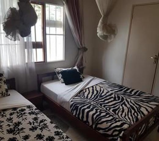 Mubwiza Courts