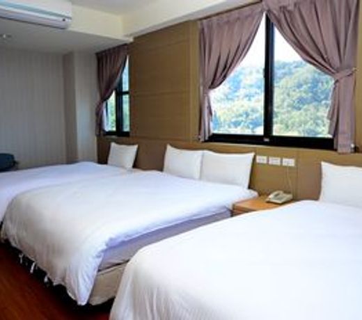 Yi Da Lakeside Hotel