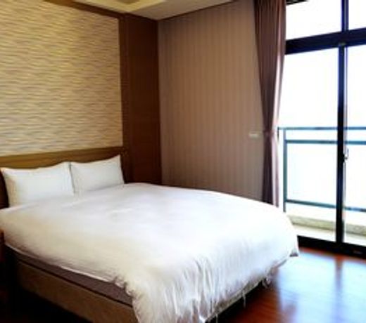 Yi Da Lakeside Hotel