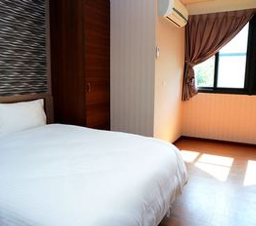 Yi Da Lakeside Hotel