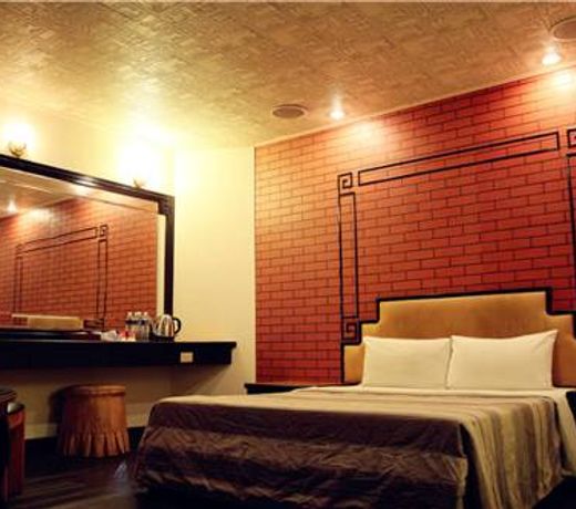 Fu Men Hotel