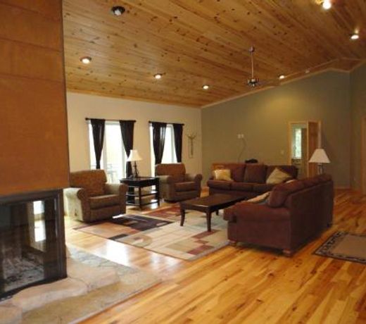 Five Lakes Resort