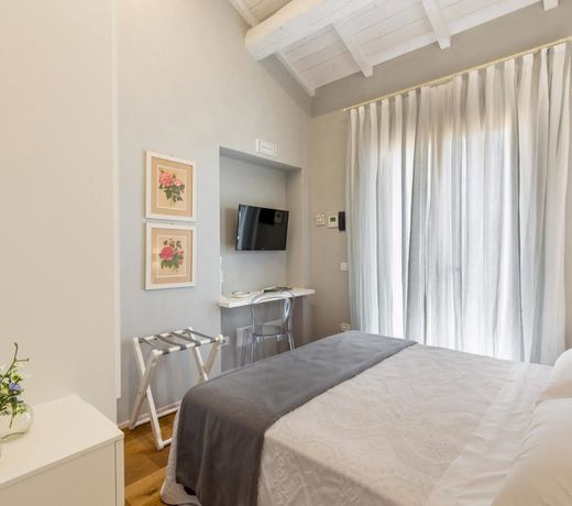 Tenuta Petra Bianca
