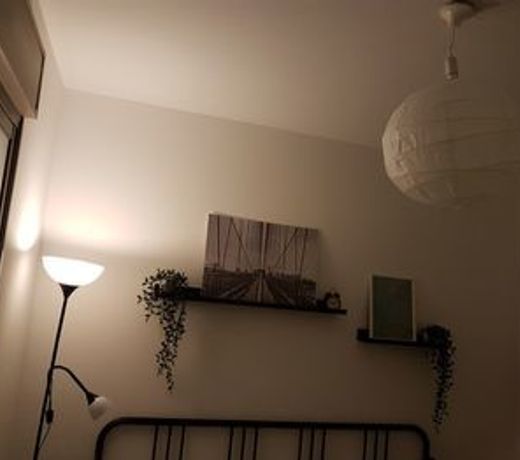 Private Bed and Bathroom in Netanya