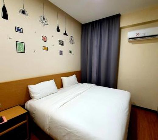 Qlio Hotel