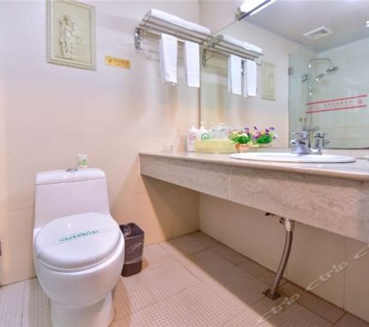 Jiaxin Mingzhu Hotel (Kunming Chuanjin Road)