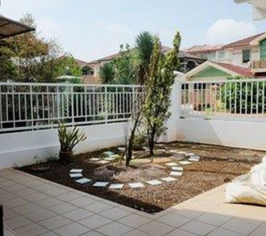 Semi Detached House High Residential Area Batu Kawa New Township 4BR @ Natol Homestay-Sydney