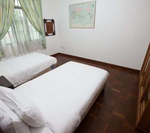 Semi Detached House High Residential Area Batu Kawa New Township 4BR @ Natol Homestay-Sydney