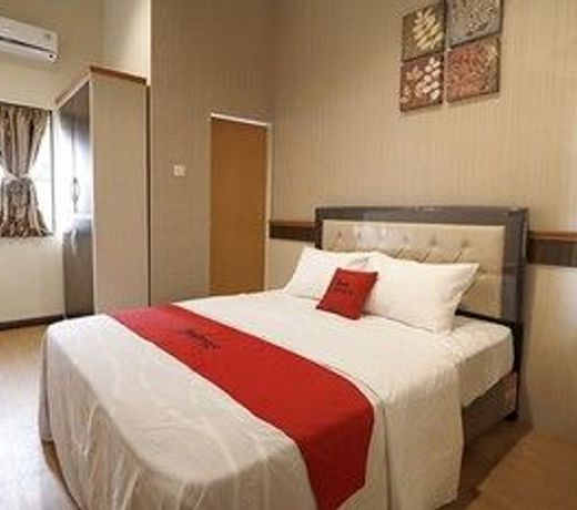 RedDoorz Plus near Universitas Sumatera Utara
