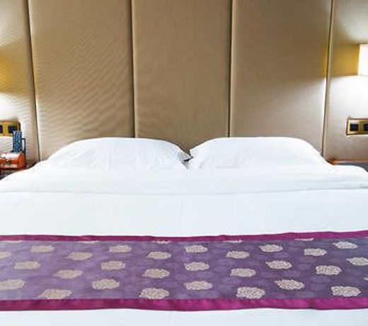 Jun Du Holiday Hotel