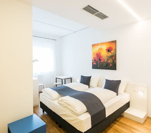 sHome Hotel Graz - Self-Check-in & free parking