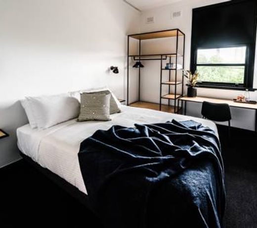 Sydney Park Hotel