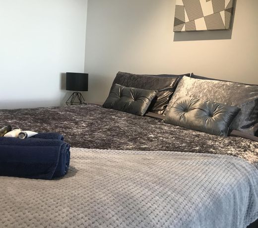 Upper House Suites