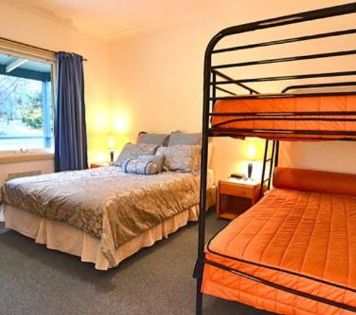 Camellia Lodge
