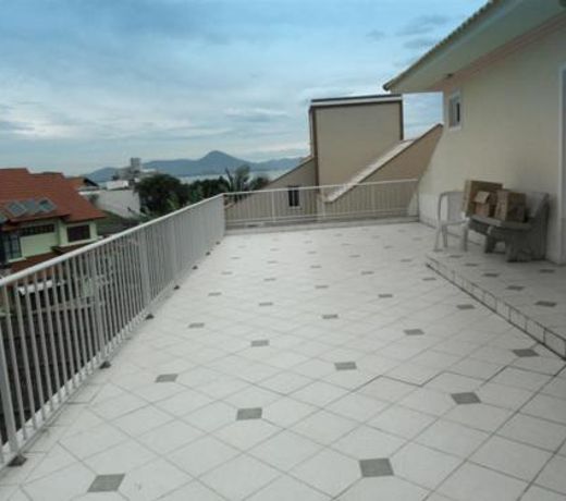 FamilyHome