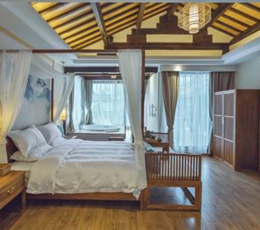 Lijiang Qilu Garden Hotel