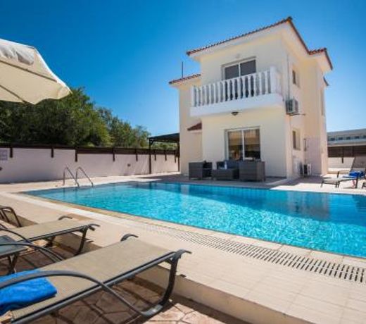 Nissi Villa Crystal