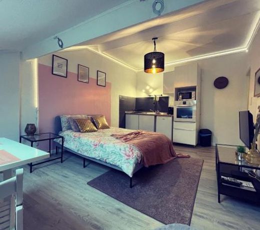 Studio atypique Le Rocher