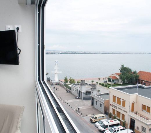 Waterfront Luxury Sea View Apartment