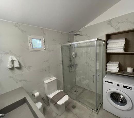 Acrocorinth Apartments