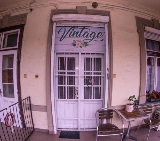 Belvárosi Vintage Apartman a sétálóutcán