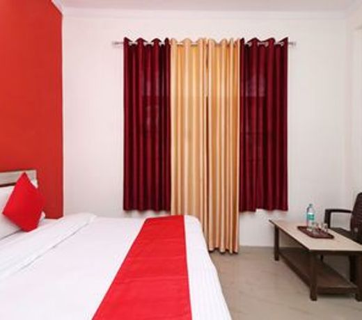 OYO 6064 Stay Siddhi Palace