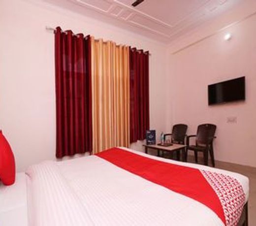 OYO 6064 Stay Siddhi Palace