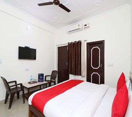 OYO 6064 Stay Siddhi Palace