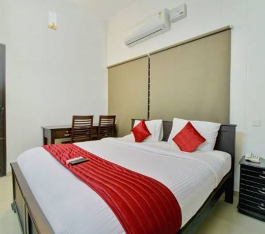 OYO 12069 Rankghas Residency