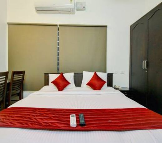 OYO 12069 Rankghas Residency