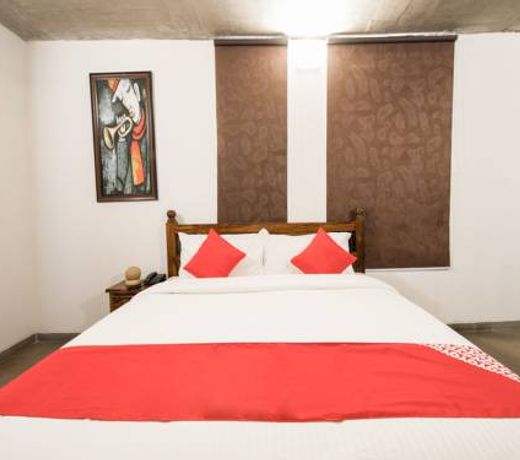 Capital O 15942 Anting Villa Hotel