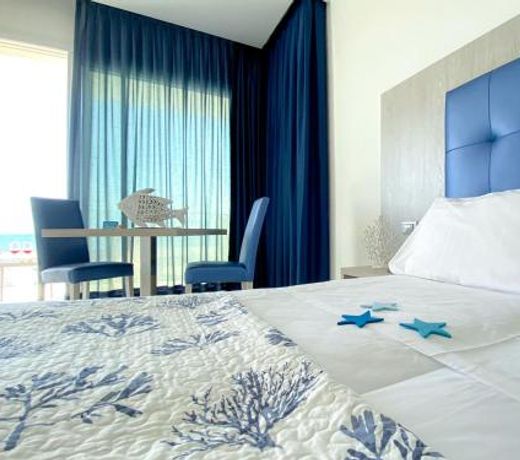 Edison Hotel Seaview