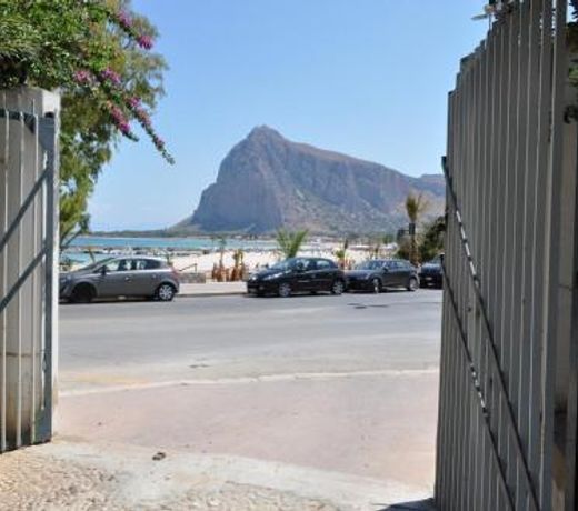 Villa Faro a pochi passi dalla spiaggia